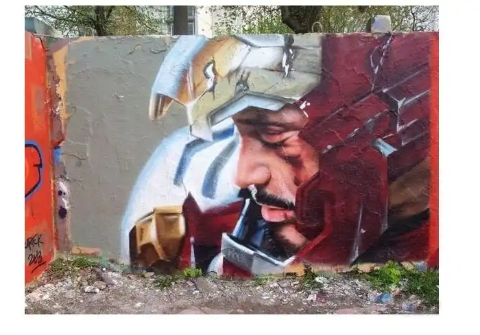 Удивительный рисунок "Железного человека"