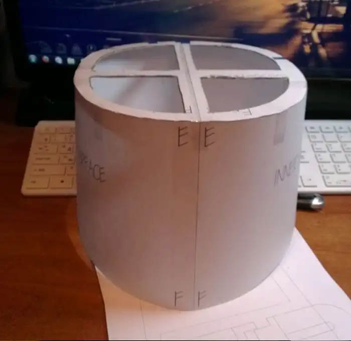 Шлем наемника Боба Фетта из "Звёздных войн"