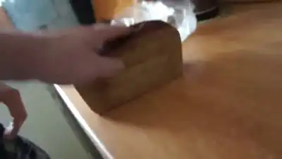 Поддельный хлеб