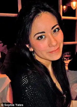 Девушке сломали челюсть и вырвали зубы,ради красоты