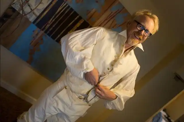 Креативный костюм Адама Сэвиджа