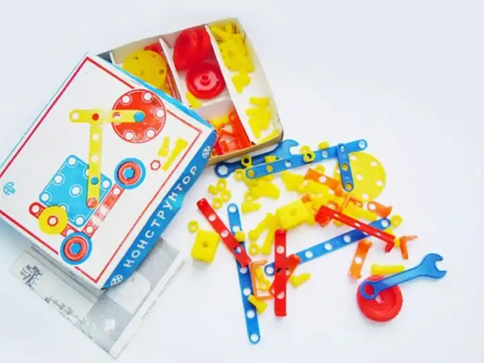 Игрушки советских детей