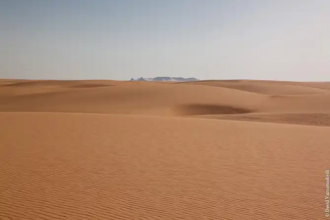 Оазисы в бесконечном море песков Африки