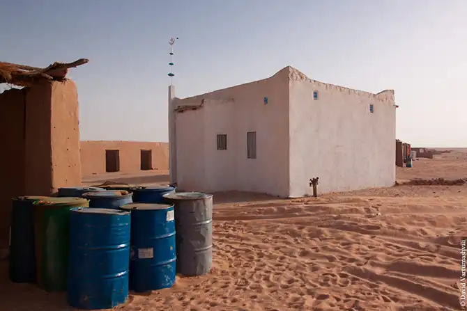 Оазисы в бесконечном море песков Африки