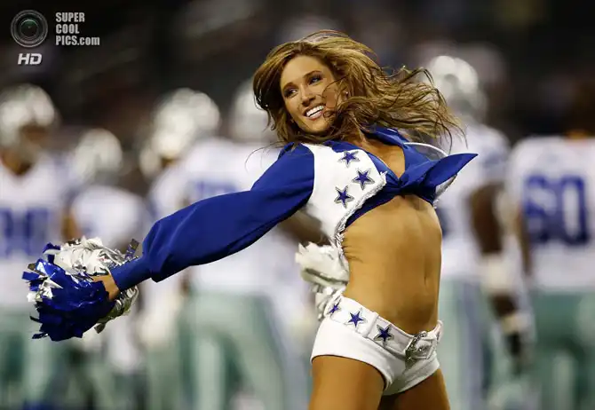 Чирлидерши на предсезонных играх