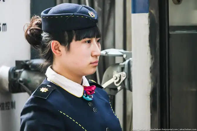 Стоит ли ехать на китайском поезде?