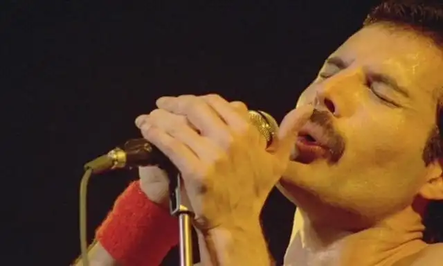 "Десятка" интригующих фактов о легендарных песнях