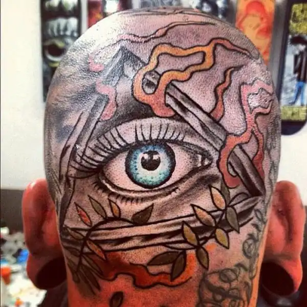 Необычные тату на голове