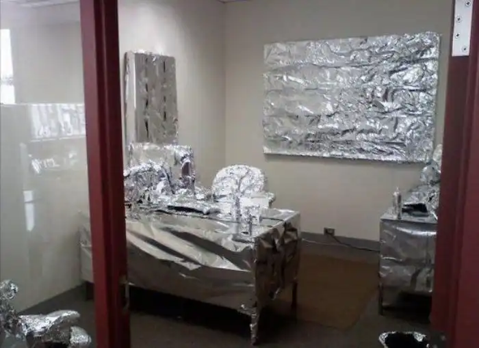 Розыгрыши офисных работников