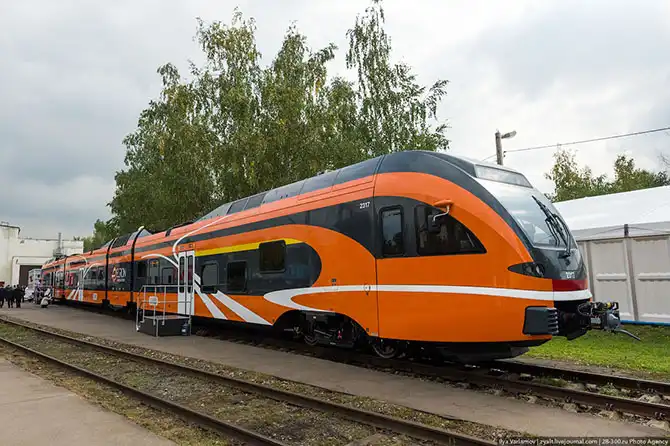 Инновационные поезда на международном железнодорожном салоне