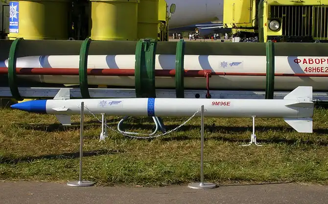 Новая зенитно-ракетная система С-350 «Витязь»