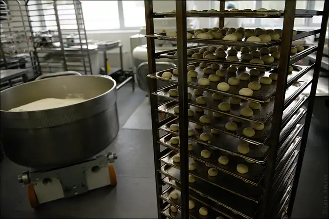 Как готовят самолетную еду