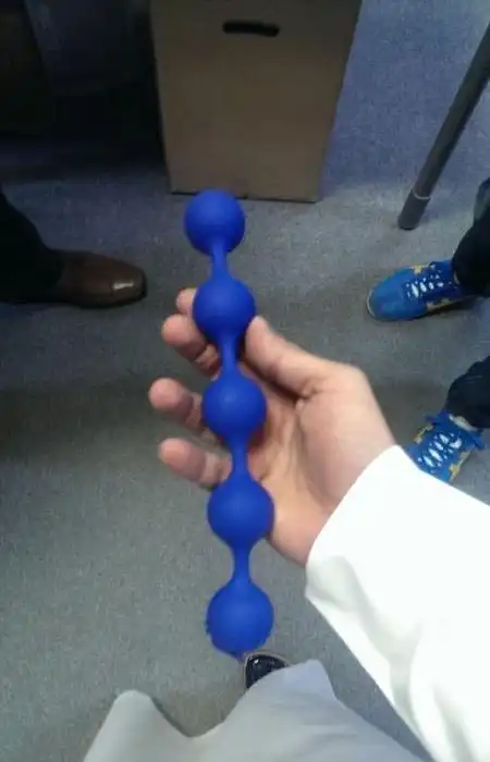 Для чего нужен этот "странный предмет"?