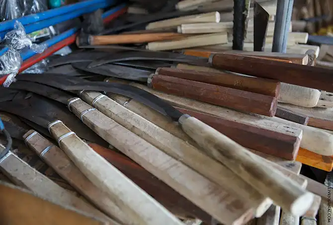 Как и где делают балисонг - филиппинский нож-бабочку