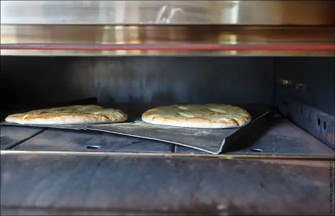 Как делается легендарный хачапури-лодочка