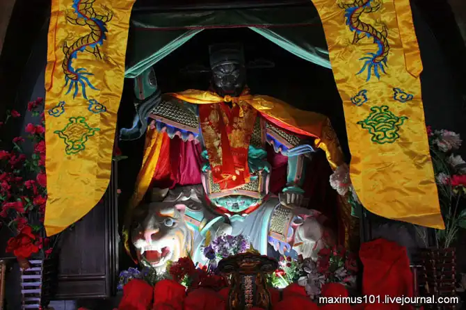 Экскурсия по музею пыток в Китае