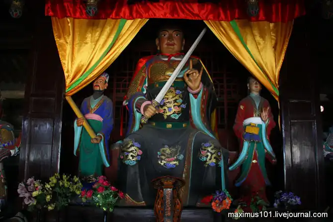 Экскурсия по музею пыток в Китае