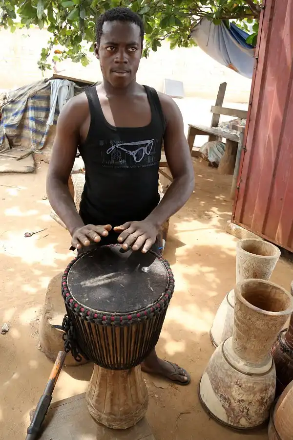 Белоручки или как делают джембе