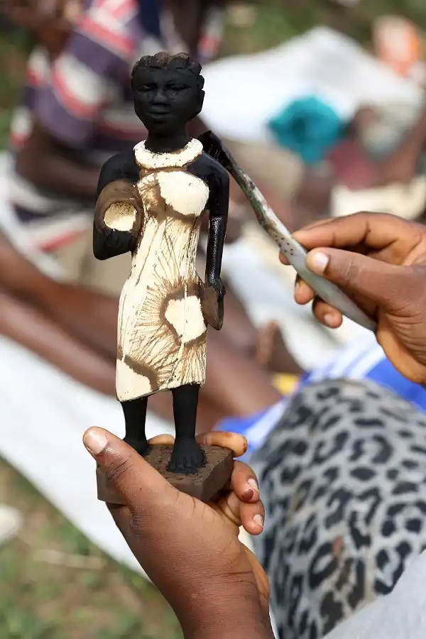 Белоручки или как делают джембе