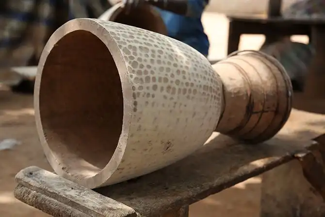 Белоручки или как делают джембе