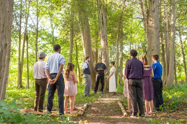 Тематическая зомби-свадьба без happy endа