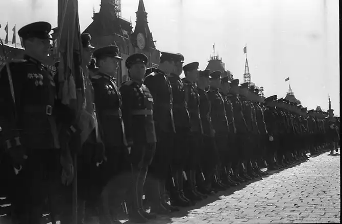 Парад на Красной площади 1 мая 1951 года