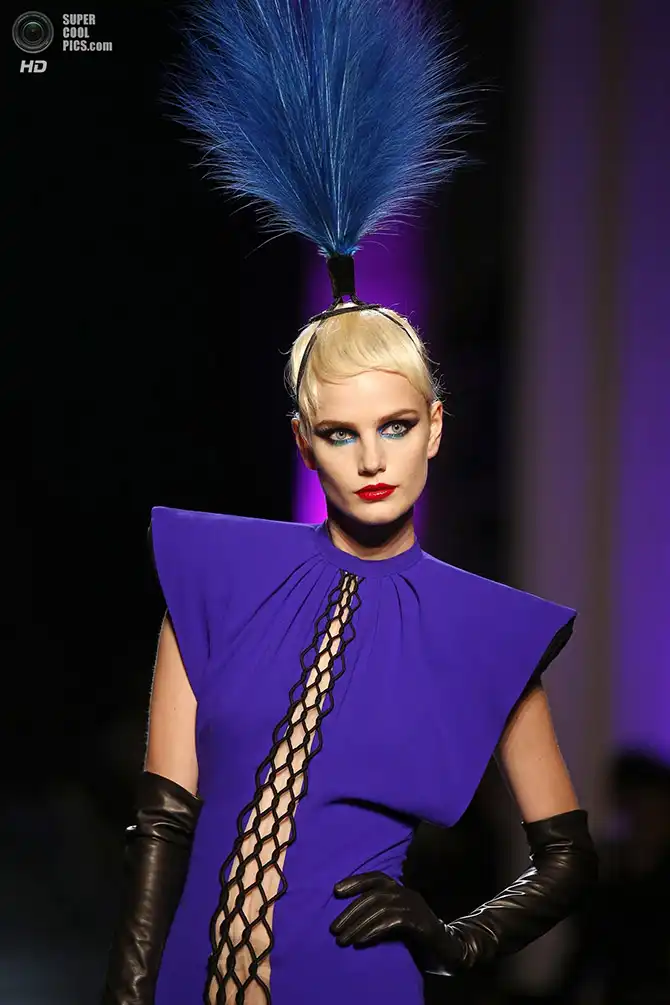 Показы культовых дизайнеров на Неделя высокой моды в Париже (часть 2)