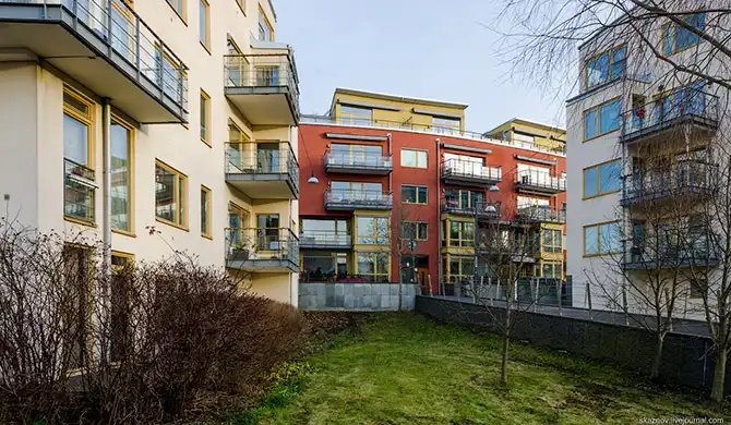 Прогулка по экокварталу, построенному на месте заброшенной промзоны