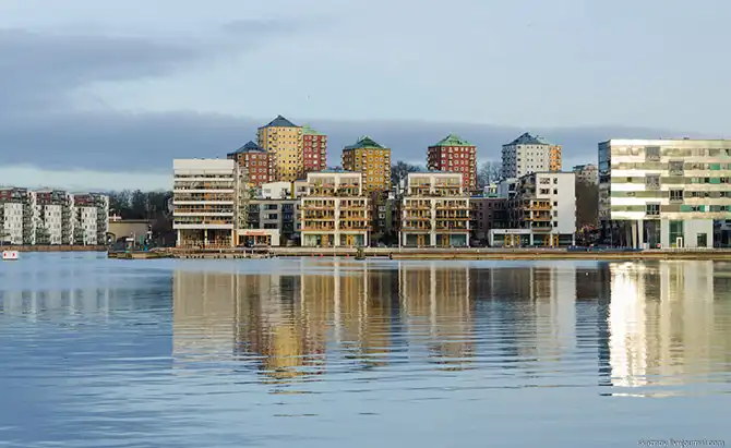 Прогулка по экокварталу, построенному на месте заброшенной промзоны