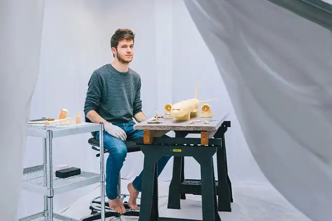 Высший пилотаж в создании бумажных самолетов