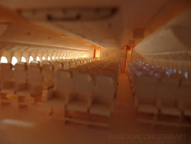 Высший пилотаж в создании бумажных самолетов