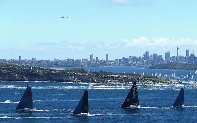 Старт 69-ой регаты из Сиднея в Хобарт