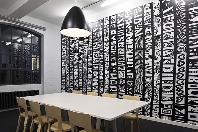 Красочный офис компании Forward в Лондоне