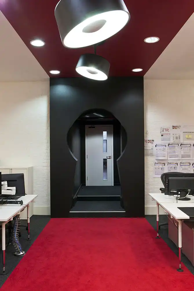 Красочный офис компании Forward в Лондоне