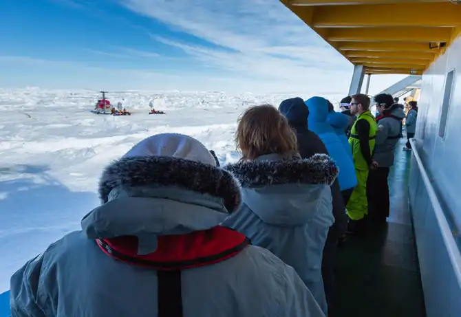 «Академик Шокальский» и спасательная операция в Антарктиде