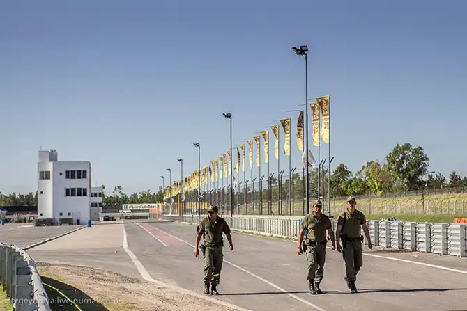 Первый гоночный день на Дакар 2014