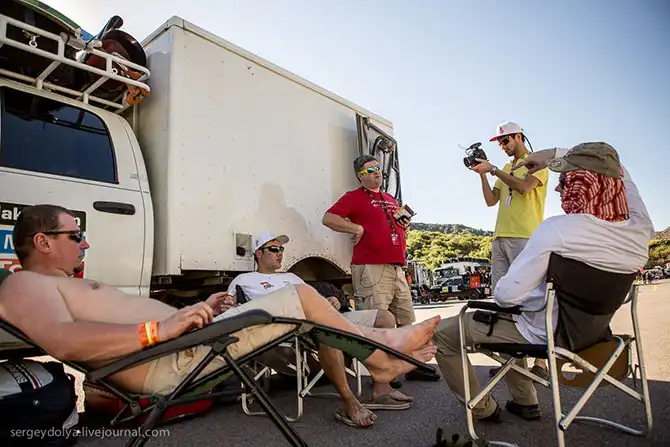 Первый гоночный день на Дакар 2014