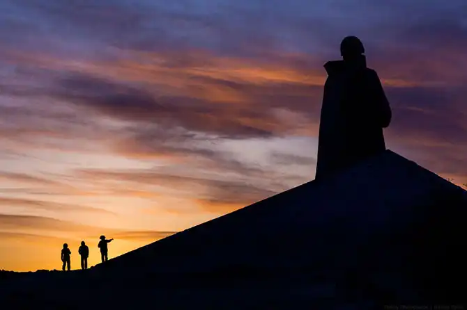 Ночная прогулка по самому крупному промышленному городу Заполярья