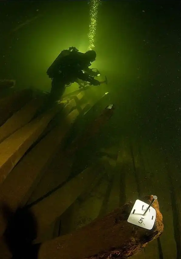 Путешествие подводного археолога