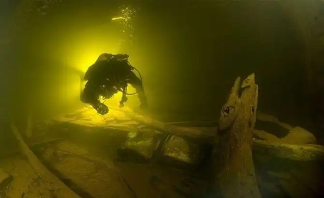 Путешествие подводного археолога