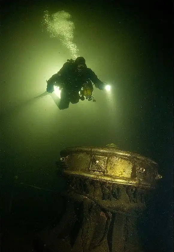 Путешествие подводного археолога