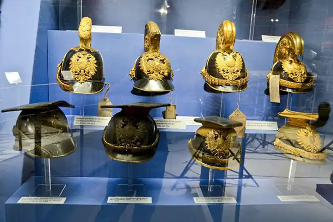 Экскурсия по выставке военных инноваций пяти столетий в Вене