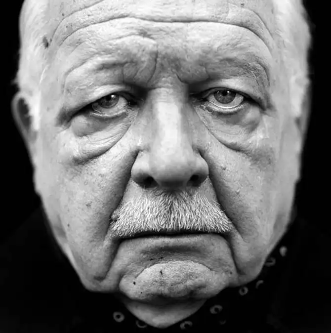 Портреты ветеранов Второй мировой войны