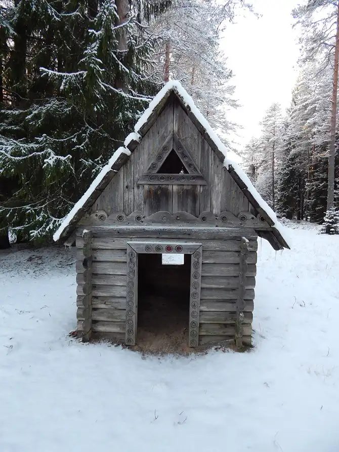 Прогулка по заброшенному детскому лагерю
