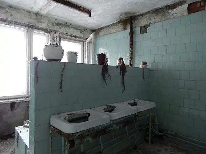 Прогулка по заброшенному детскому лагерю