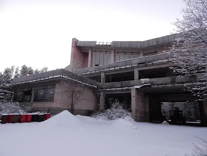 Прогулка по заброшенному детскому лагерю