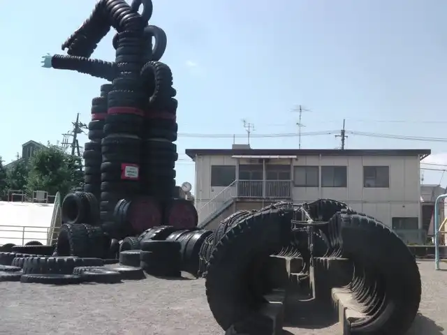 Самые удивительные детские площадки мира