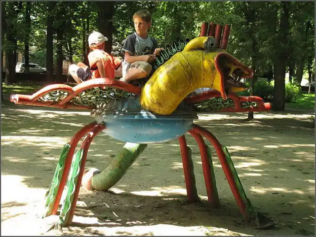 Самые удивительные детские площадки мира