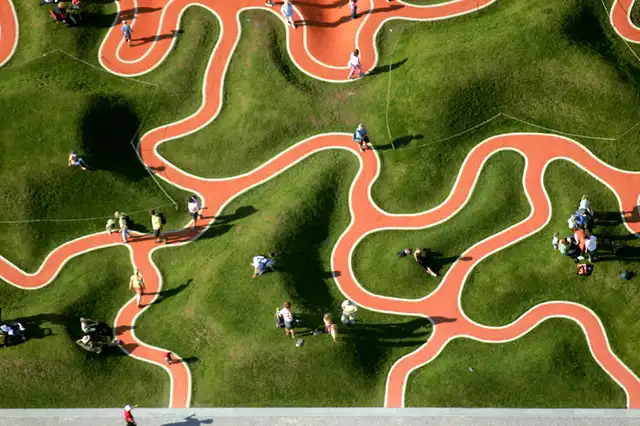 Самые удивительные детские площадки мира