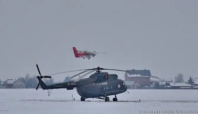 Как парашютисты совершают прыжки